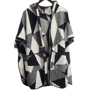 Landscape Black and White Cape Vero Moda Denim One Size